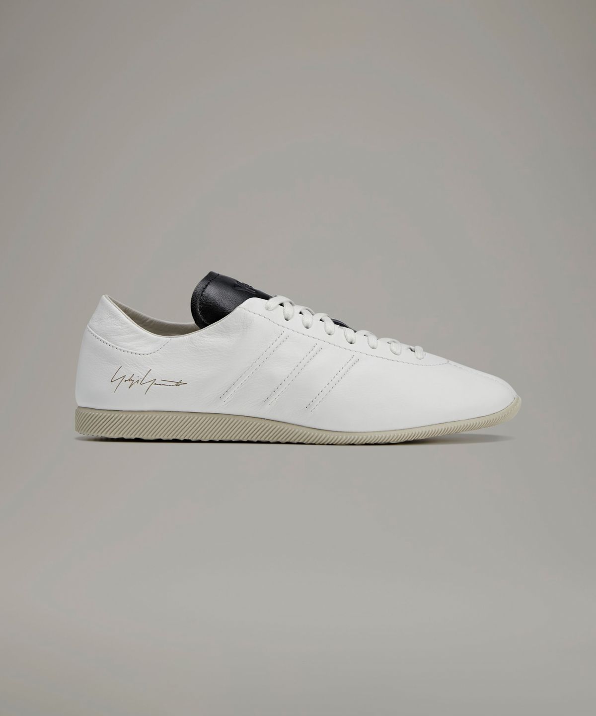 와이쓰리(Y-3) Y-3 재팬 - 코어화이트 / JS1110