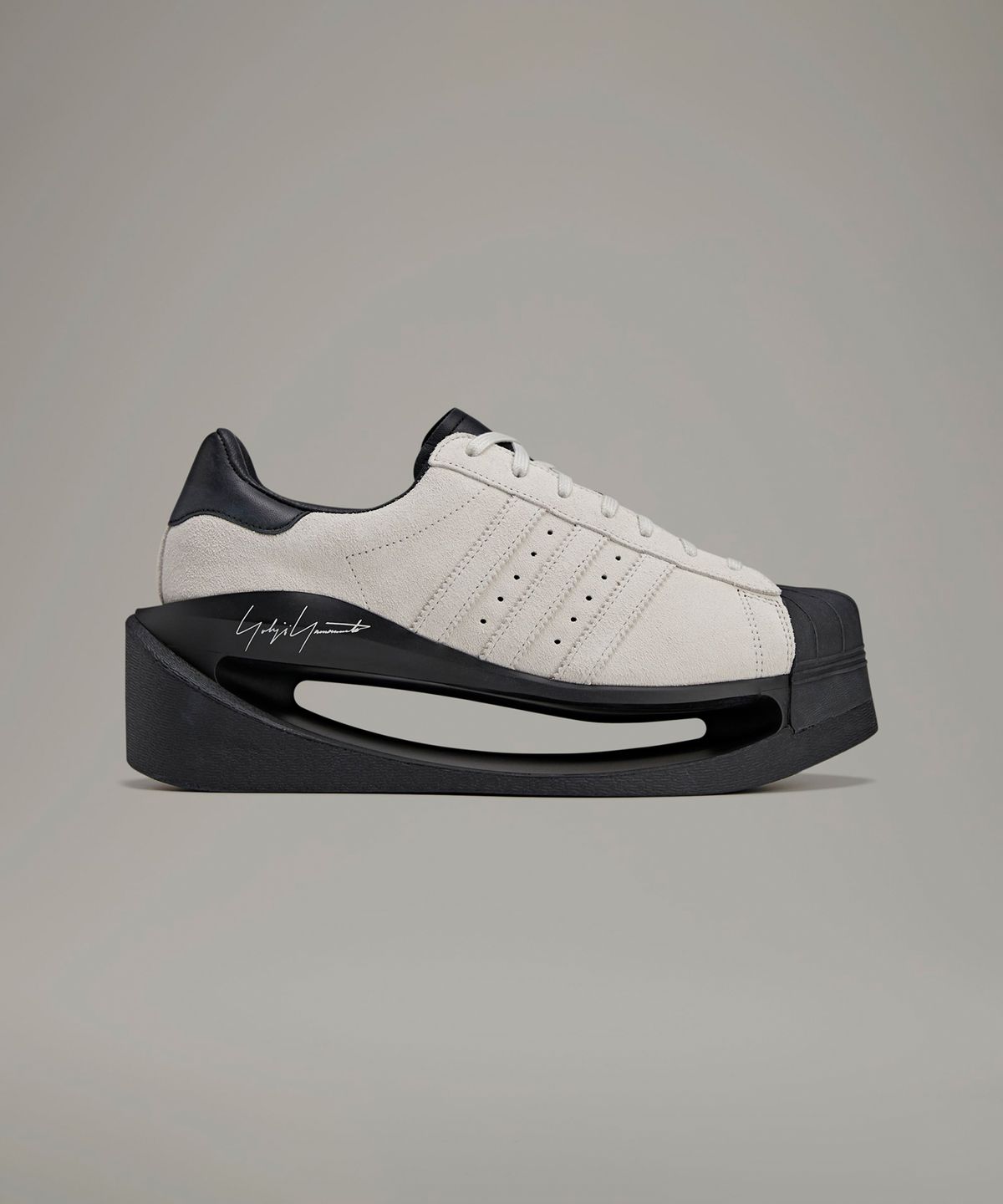 와이쓰리(Y-3) Y-3 Gendo 슈퍼스타 - 탈크:블랙 / JQ2452