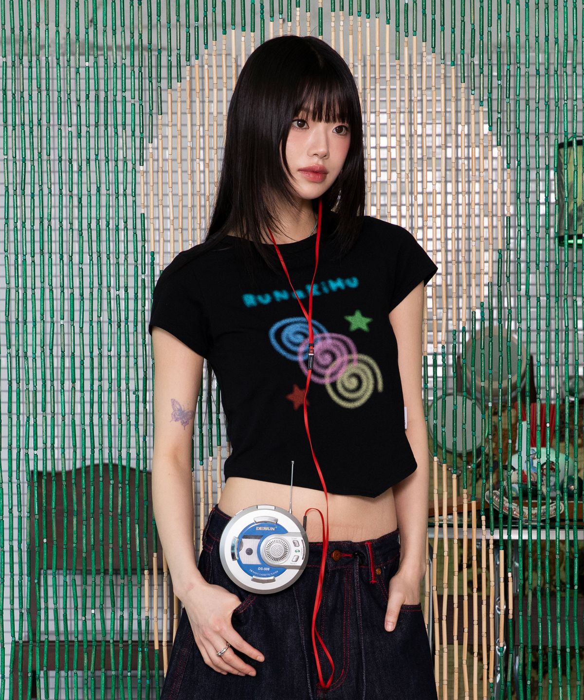 루나키후(RuNaKi'Hu') WXT033 롤리팝 언발크롭 반팔 티셔츠 (BLACK)