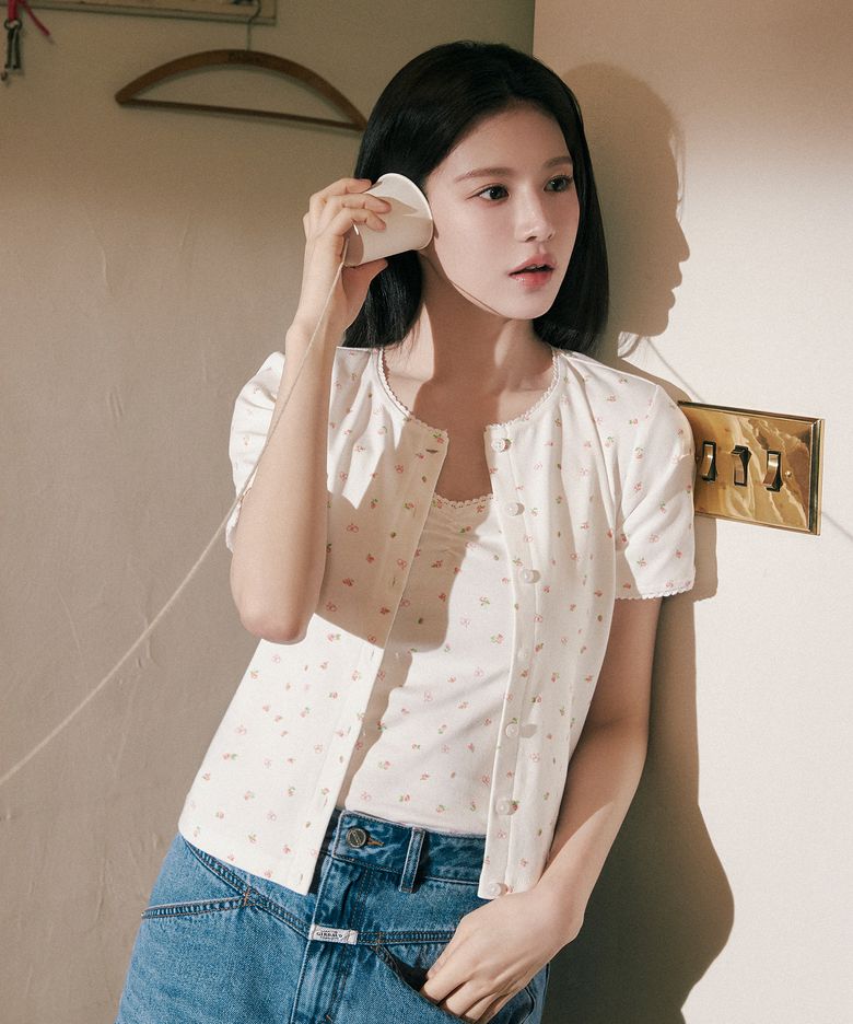 [고윤정 착용] W FLOWER CARDIGAN TEE white