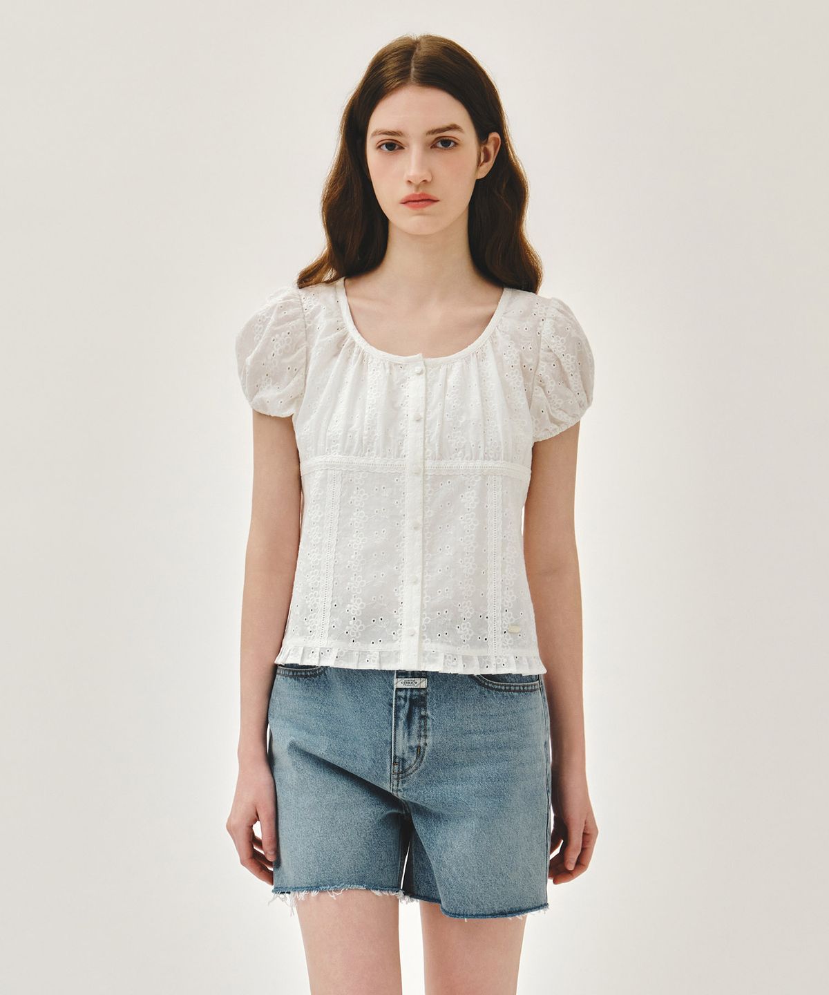 마리떼 프랑소와 저버(MARITHÉ + FRANҪOIS GIRBAUD) W PUFF SLEEVE LACE SHIRT white