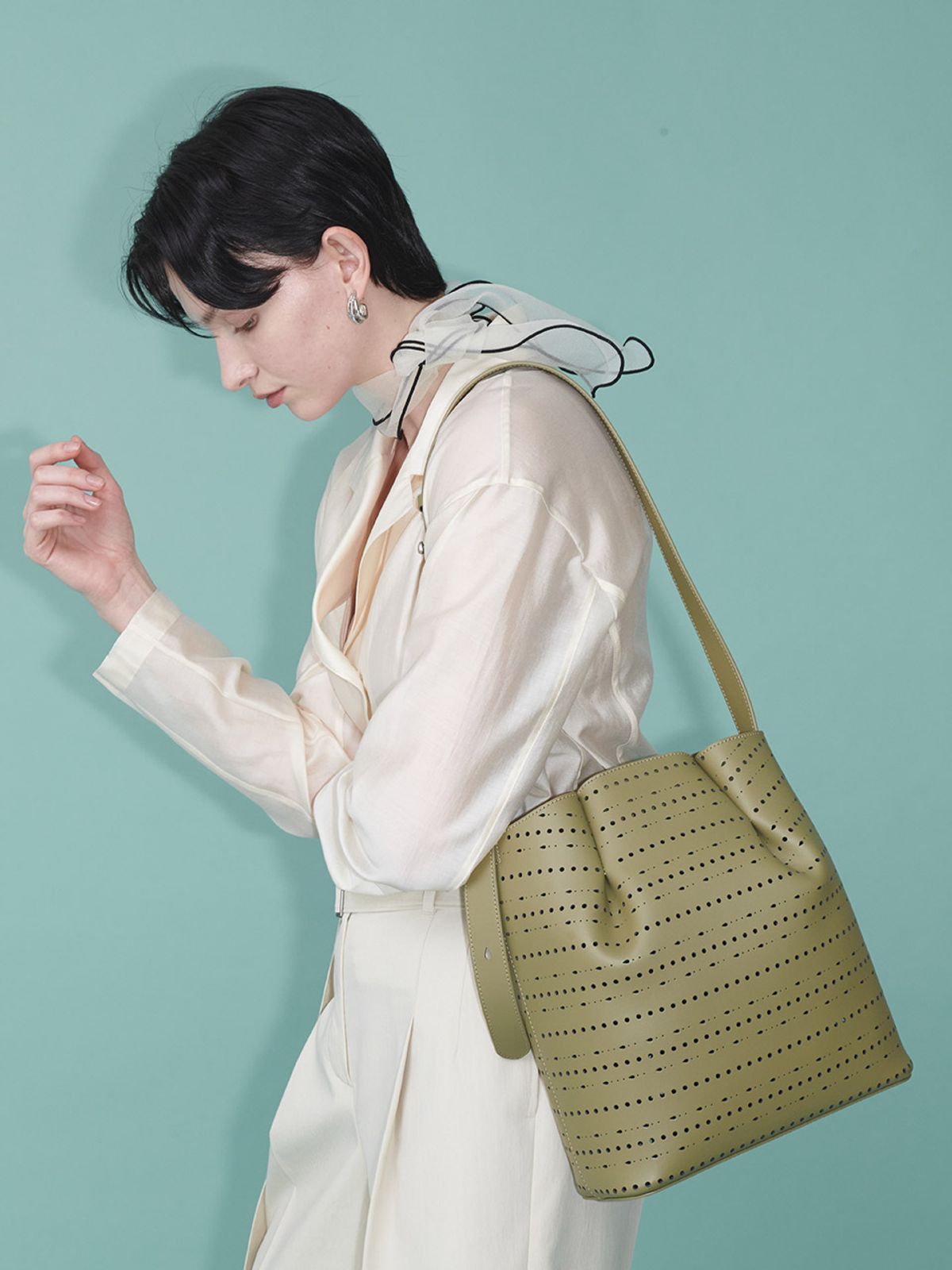 루에브르(LOEUVRE) Rosee Bucket Large FA5SI321-KS