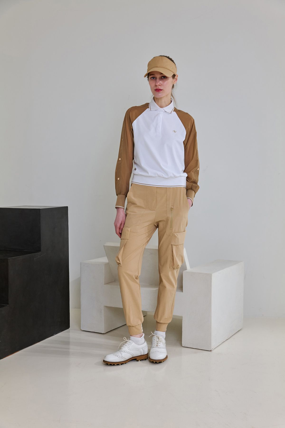 에이오더블유(AOW) WINDBREAKER JOGGER PANTS