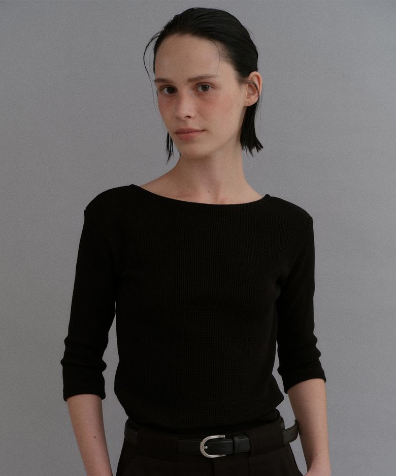 Back point waffle T-shirt_black