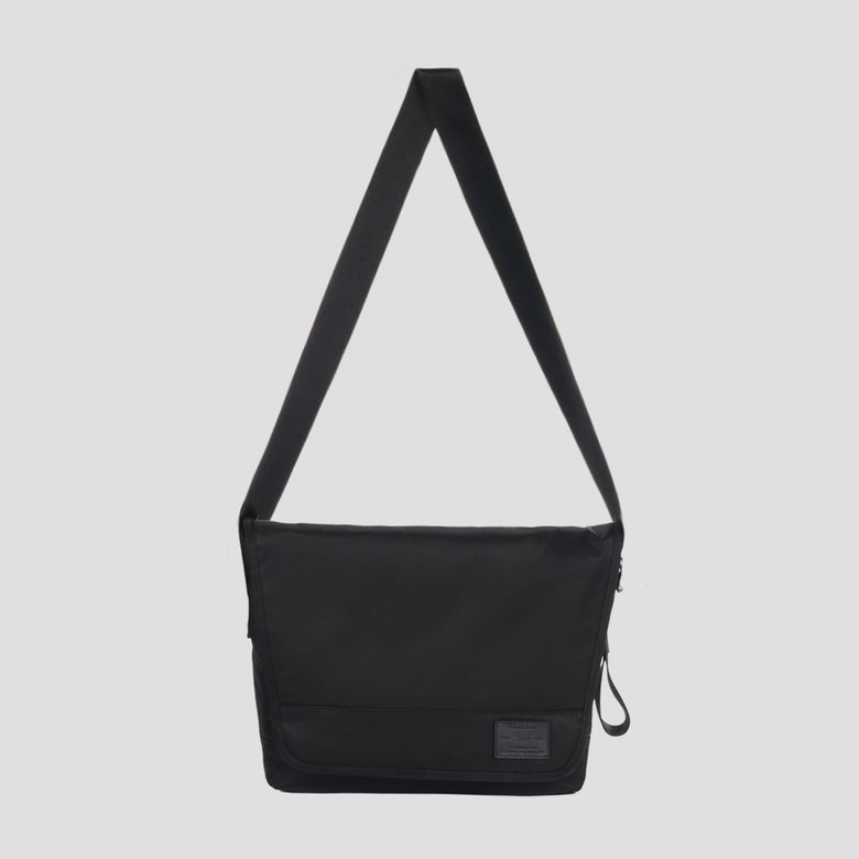 Staple Messenger M Black