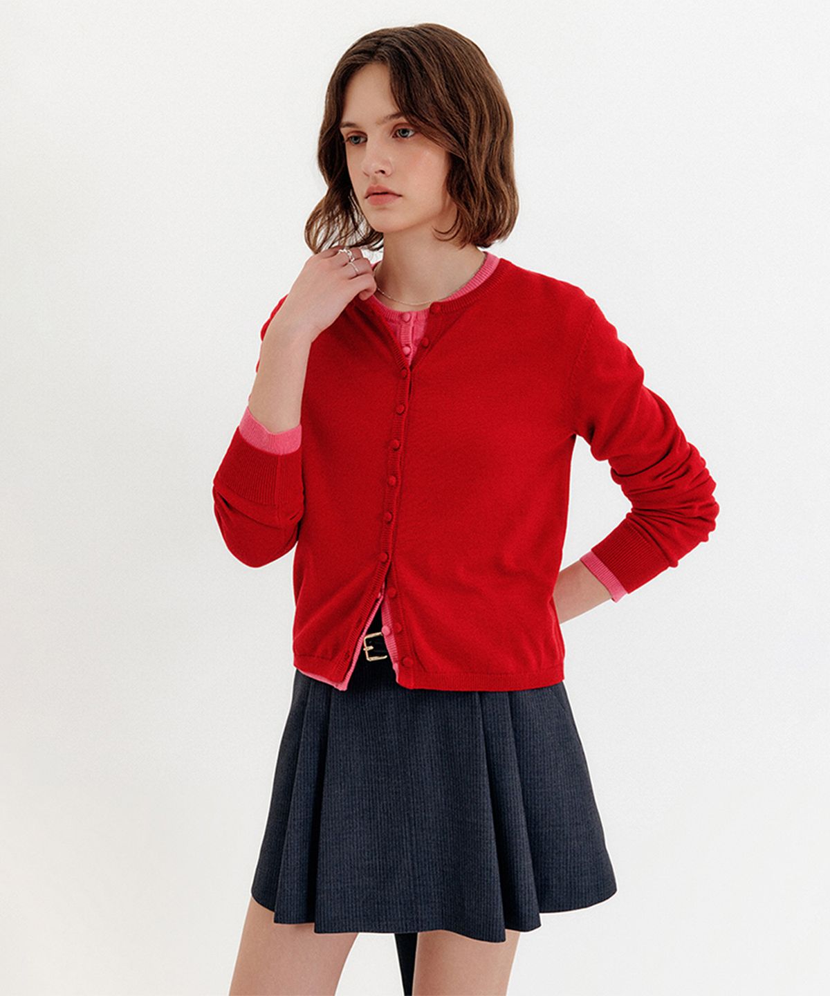 룩캐스트(LOOKAST) 사라 버튼 니트 가디건_레드 / SARAH BUTTON KNIT CARDIGAN_RED