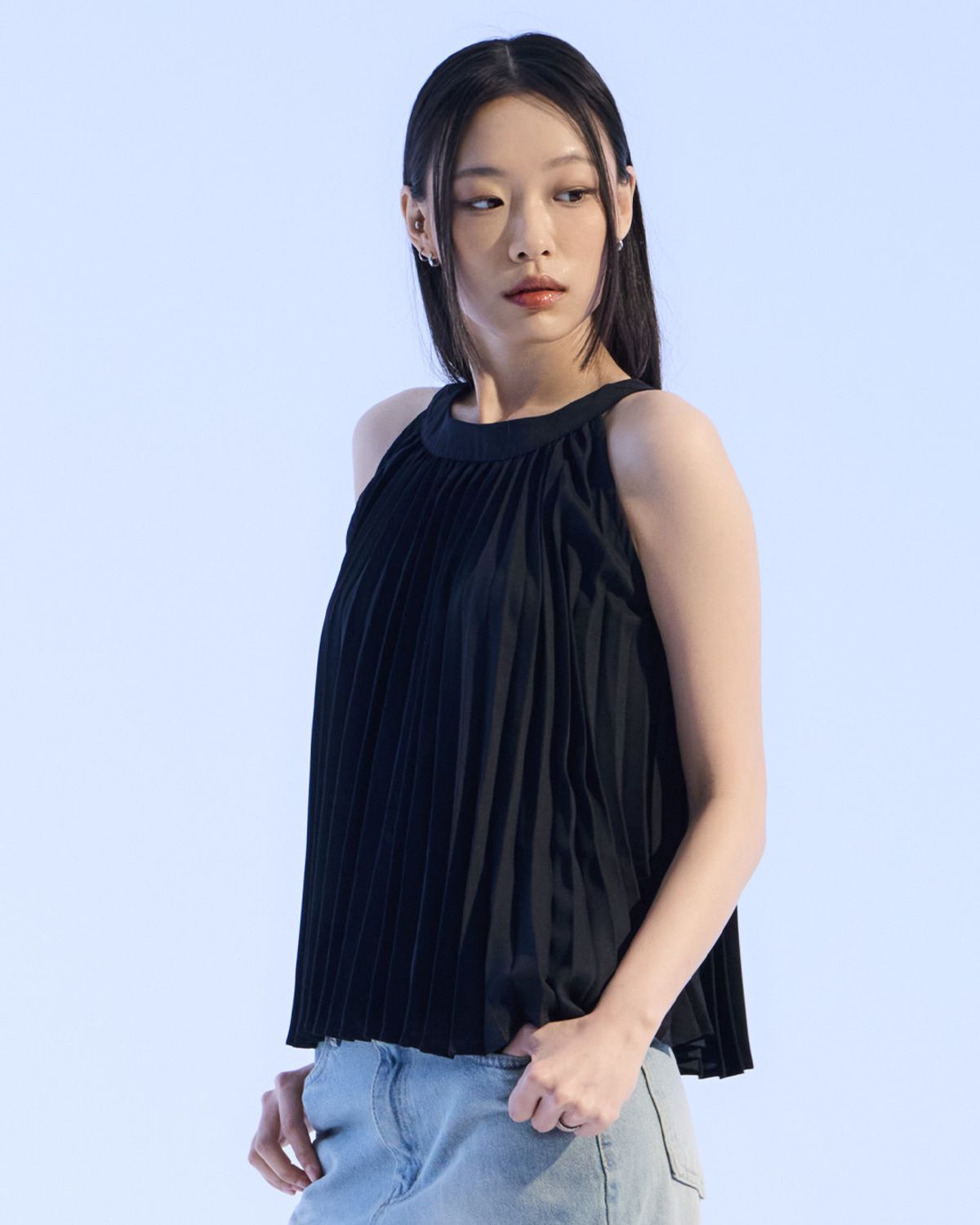 모아(MOAA) Shadow Fold Top (BLACK)