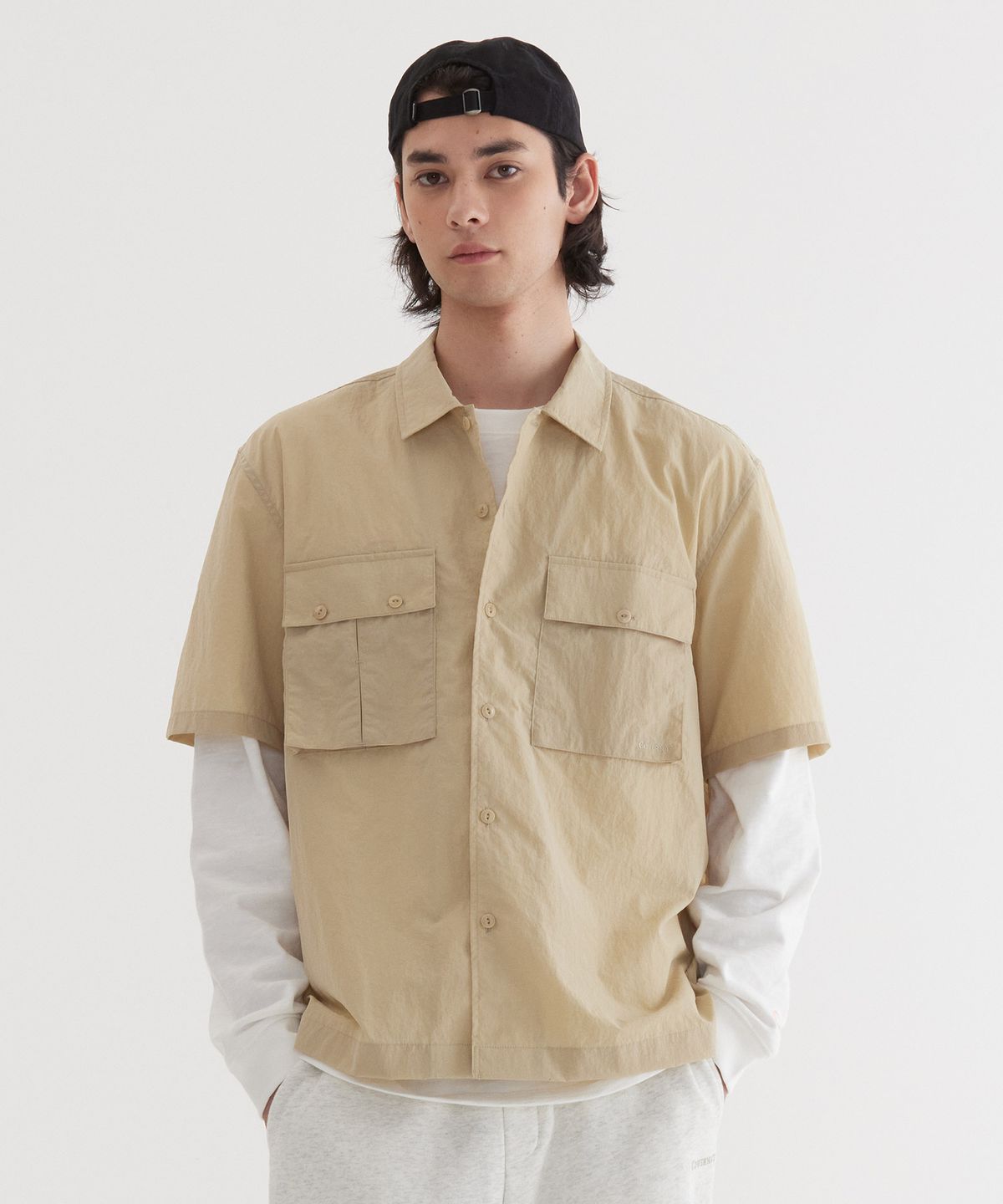 커버낫(COVERNAT) 나일론 퍼티그 하프 셔츠 Beige