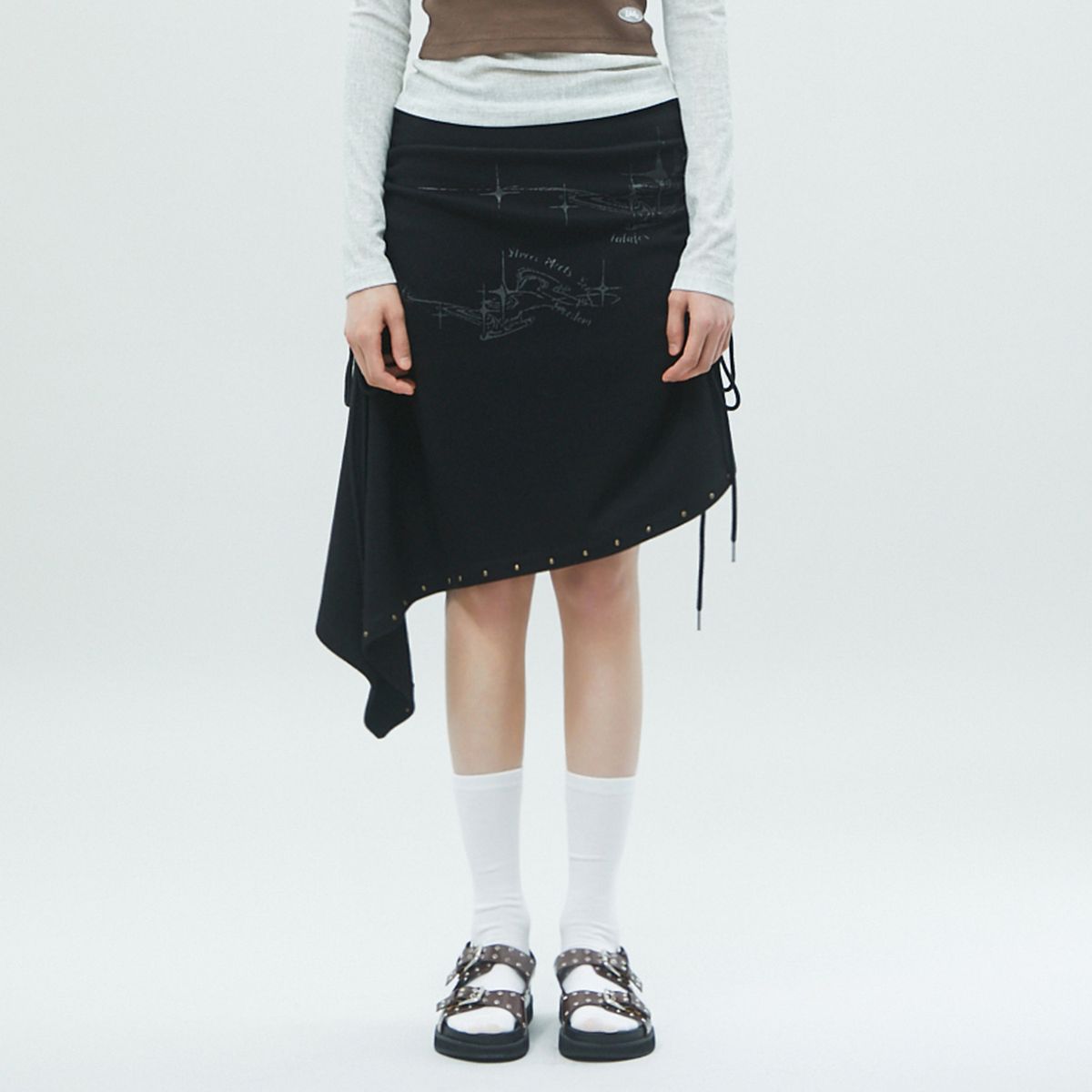 라라폭스(LALAFOX) UNBALANCE SHIRRING MIDI SKIRT 언밸런스 미디 스커트 BLACK BR2CS002