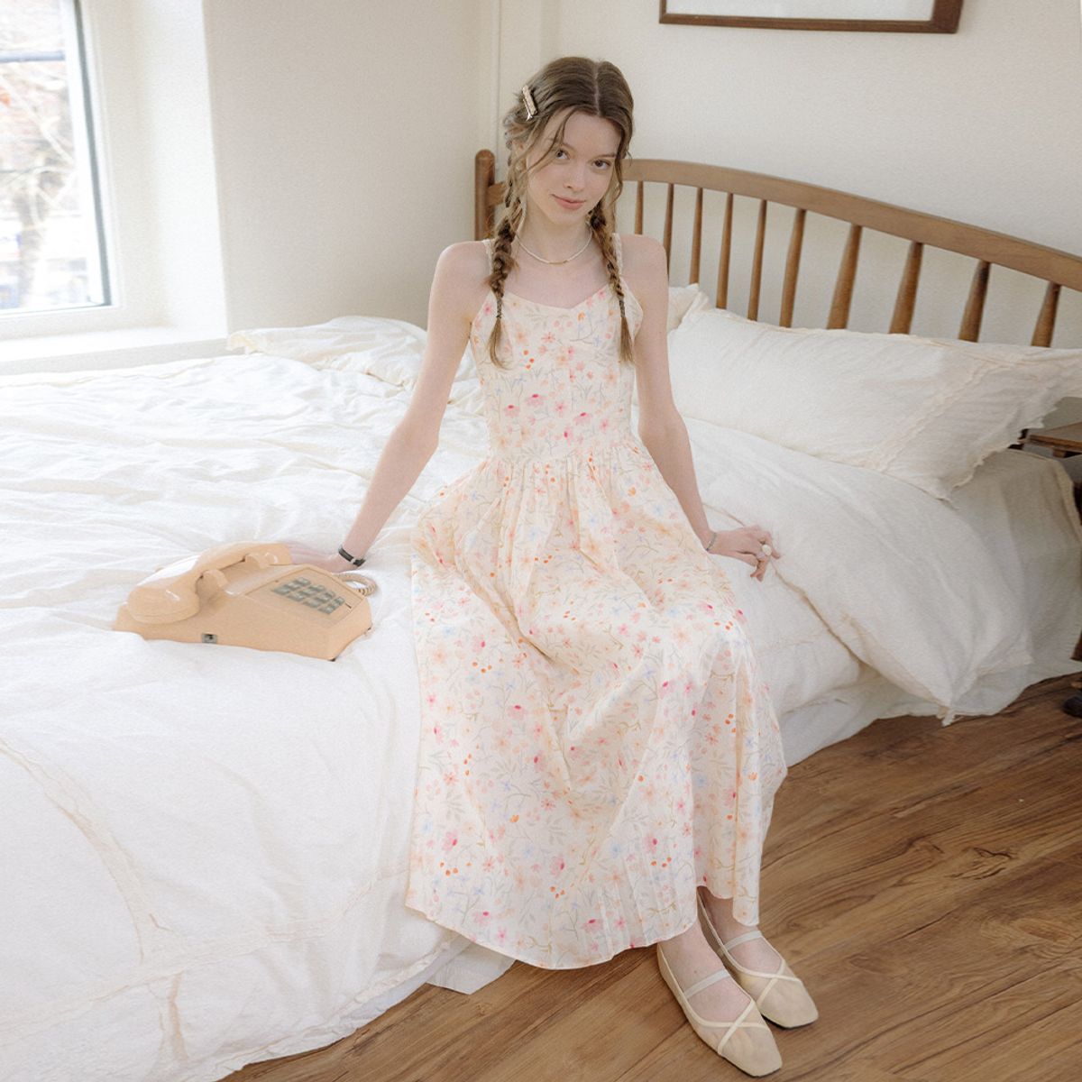 던드롭(DUNDROP) DD_Sling flower dress_CREAM