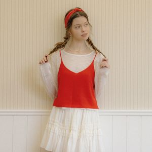 DD_Red sleeveless knit and blouse set