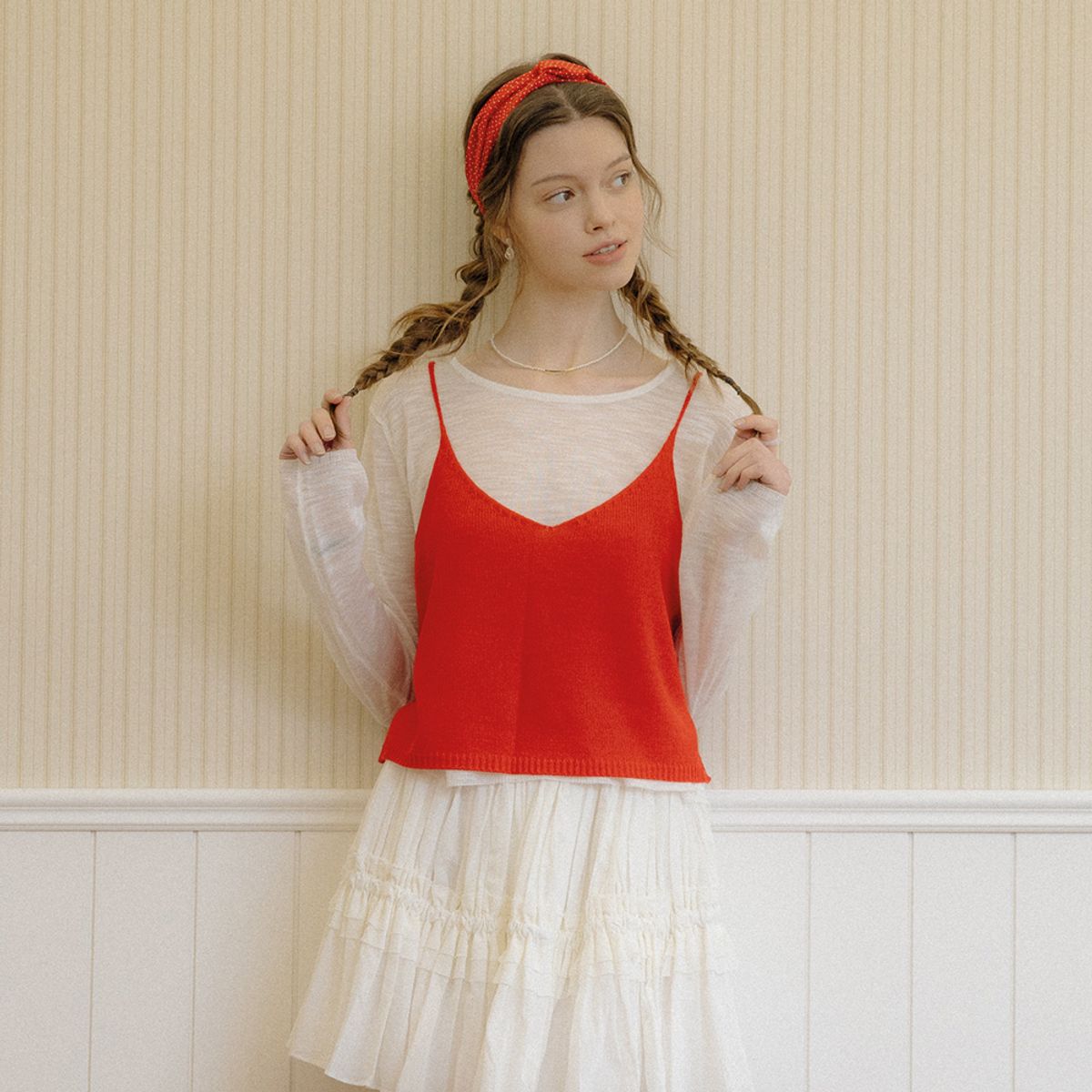 던드롭(DUNDROP) DD_Red sleeveless knit and blouse set