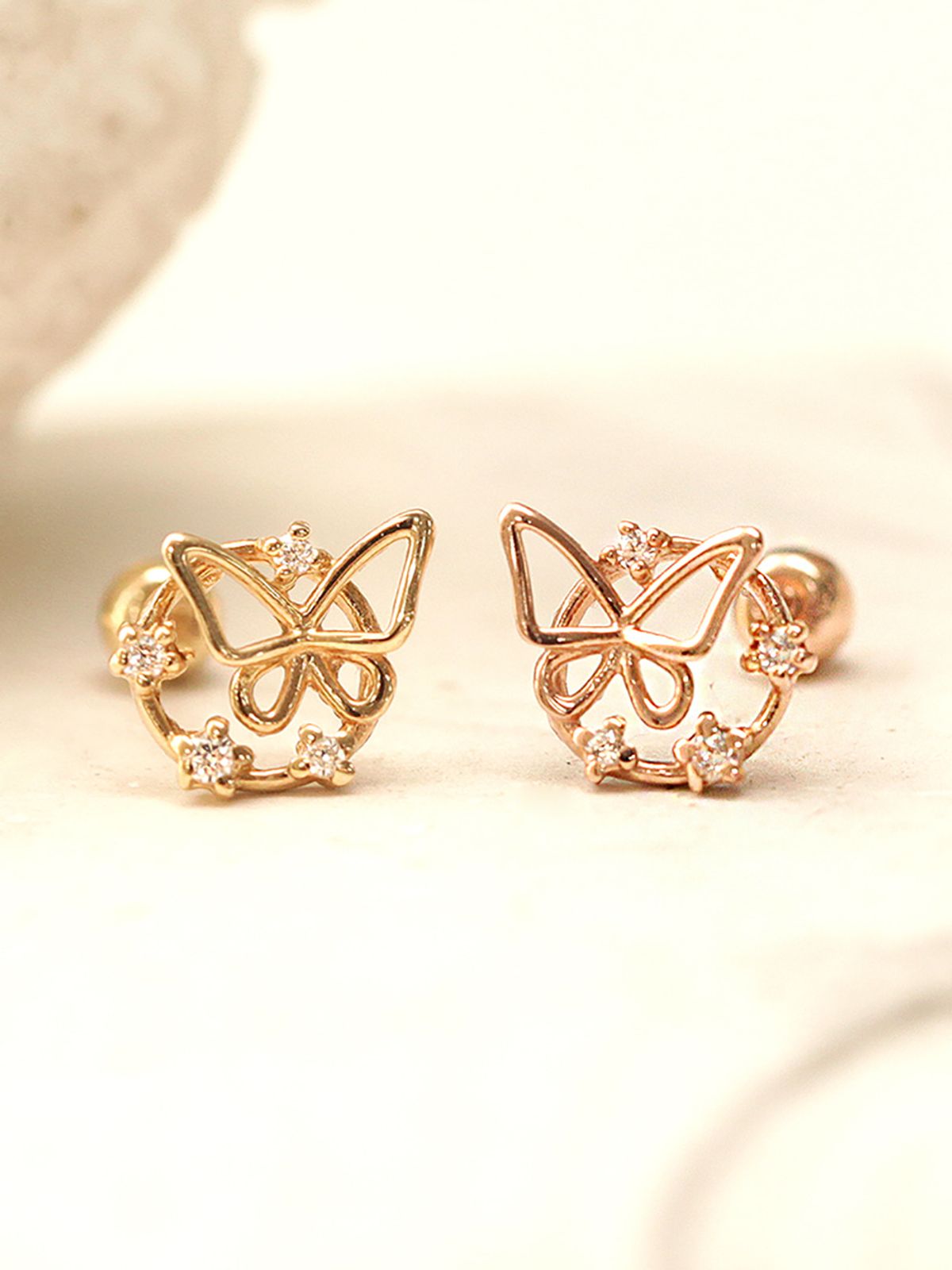 미니멀피어싱(MINIMALPIERCING) 14K 써클 큐빅 나비 피어싱 귀걸이