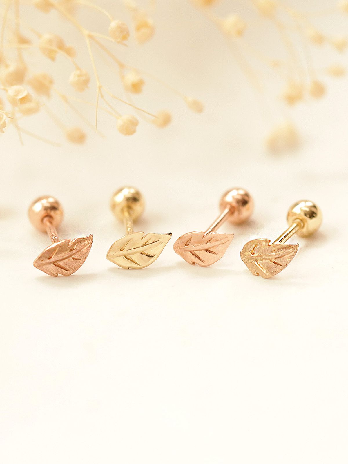 미니멀피어싱(MINIMALPIERCING) 14K 미니 리프 피어싱 귀걸이