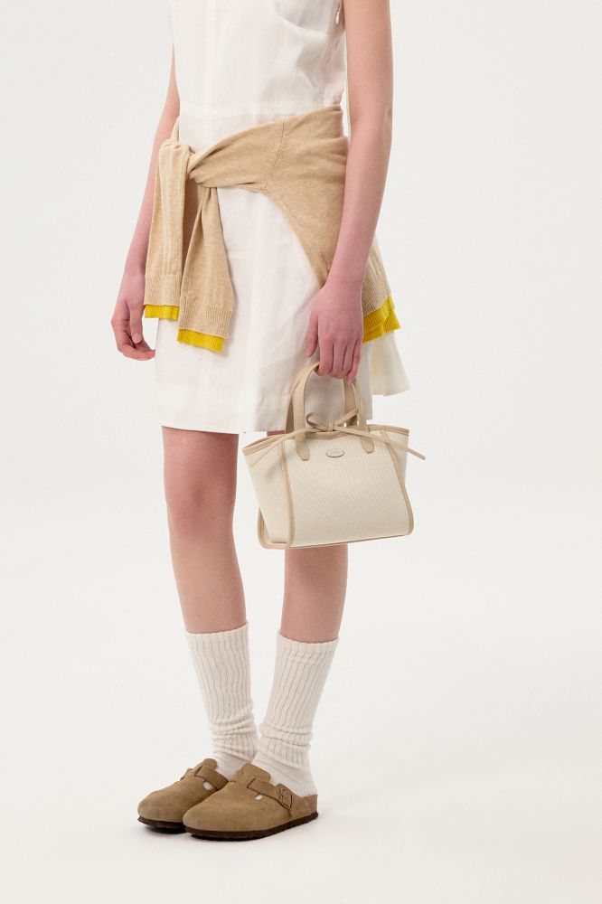 J.ESTINA ● FASCIAキャンバス SMトートバッグ Ivory MUSINSA | J.ESTINA FASCIA CANVAS SM TOTE IV (JHNEHD5BS236IV270)