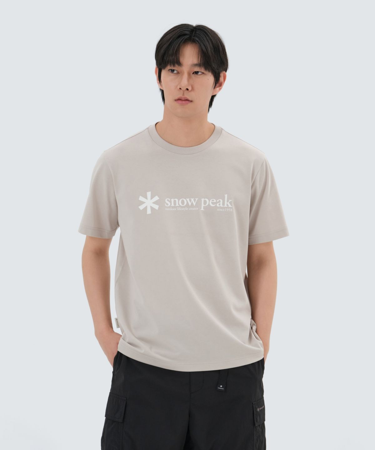 스노우피크 어패럴(SNOWPEAK APPAREL) 아스킨 빅로고 반팔 티셔츠 (S25MUFTS67) Sand Beige
