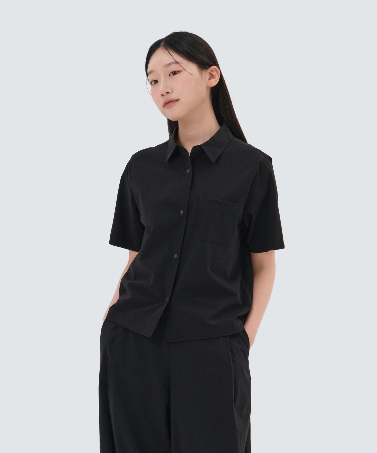 스노우피크 어패럴(SNOWPEAK APPAREL) 에어닷 여성 포켓 반팔 셔츠 (S25MWTSH35) Black