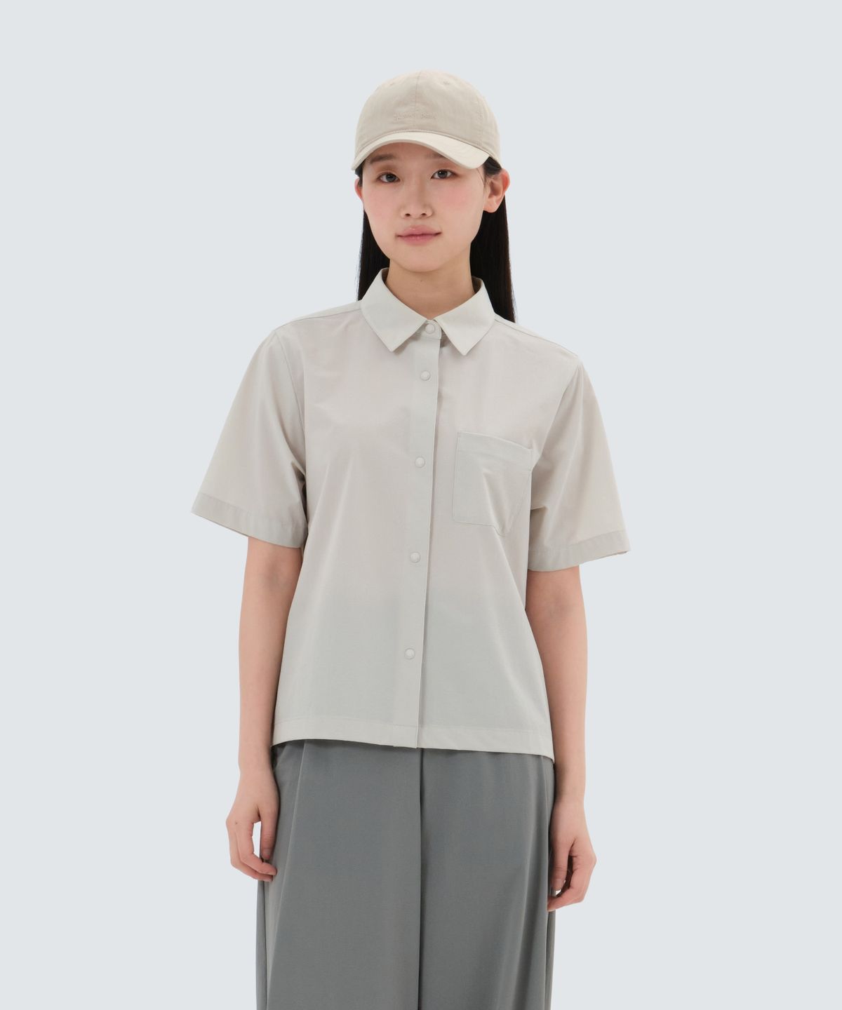 스노우피크 어패럴(SNOWPEAK APPAREL) 에어닷 여성 포켓 반팔 셔츠 (S25MWTSH35) Light Beige
