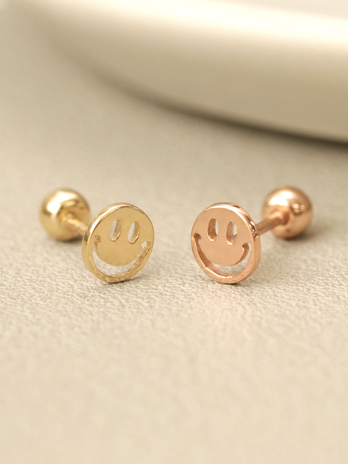 미니멀피어싱(MINIMALPIERCING) 14K 미니미 스마일 피어싱 귀걸이