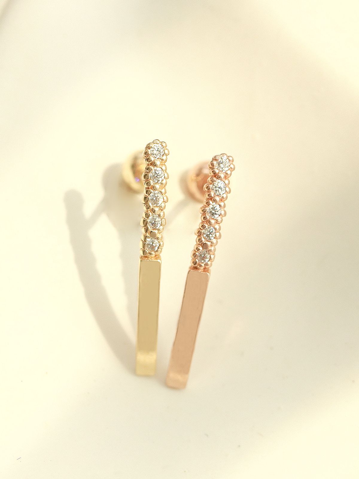 미니멀피어싱(MINIMALPIERCING) 14K 버블 큐빅 롱스틱 피어싱 귀걸이