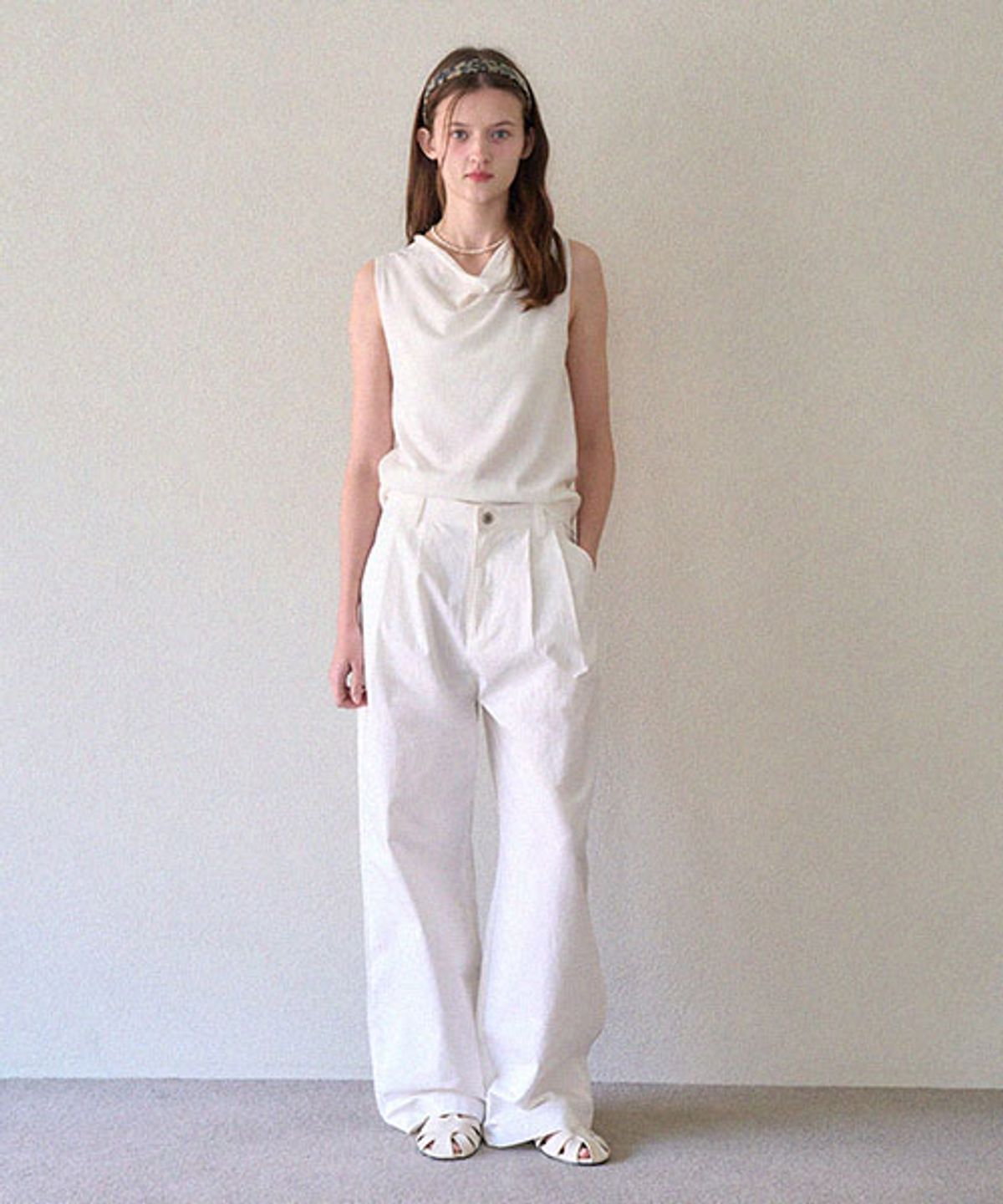 헤인트(HAINT) KOSHI PINTUCK PANTS_IVORY