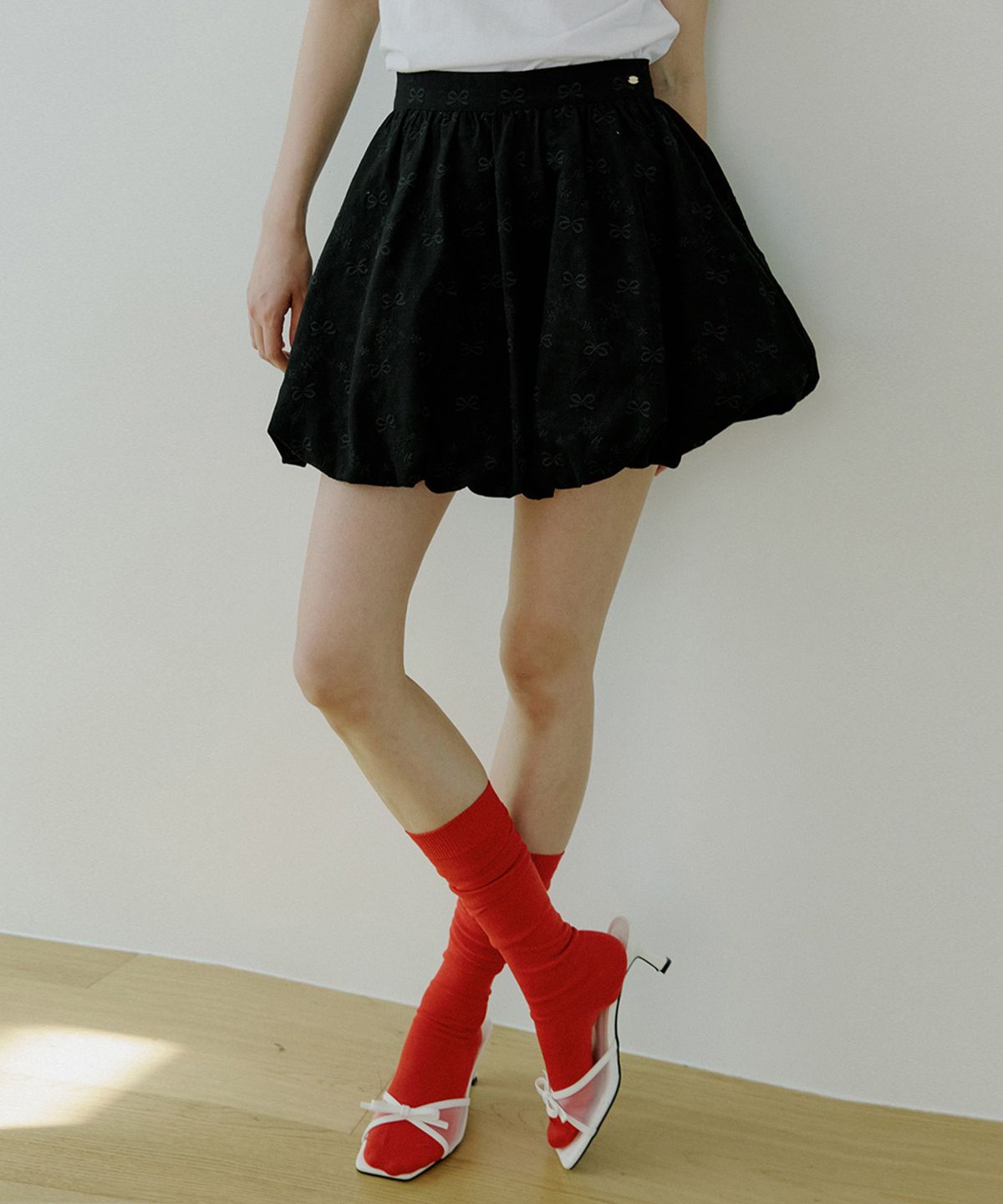 리올그(REORG) WOI BALLOON MINI SKIRT BLACK