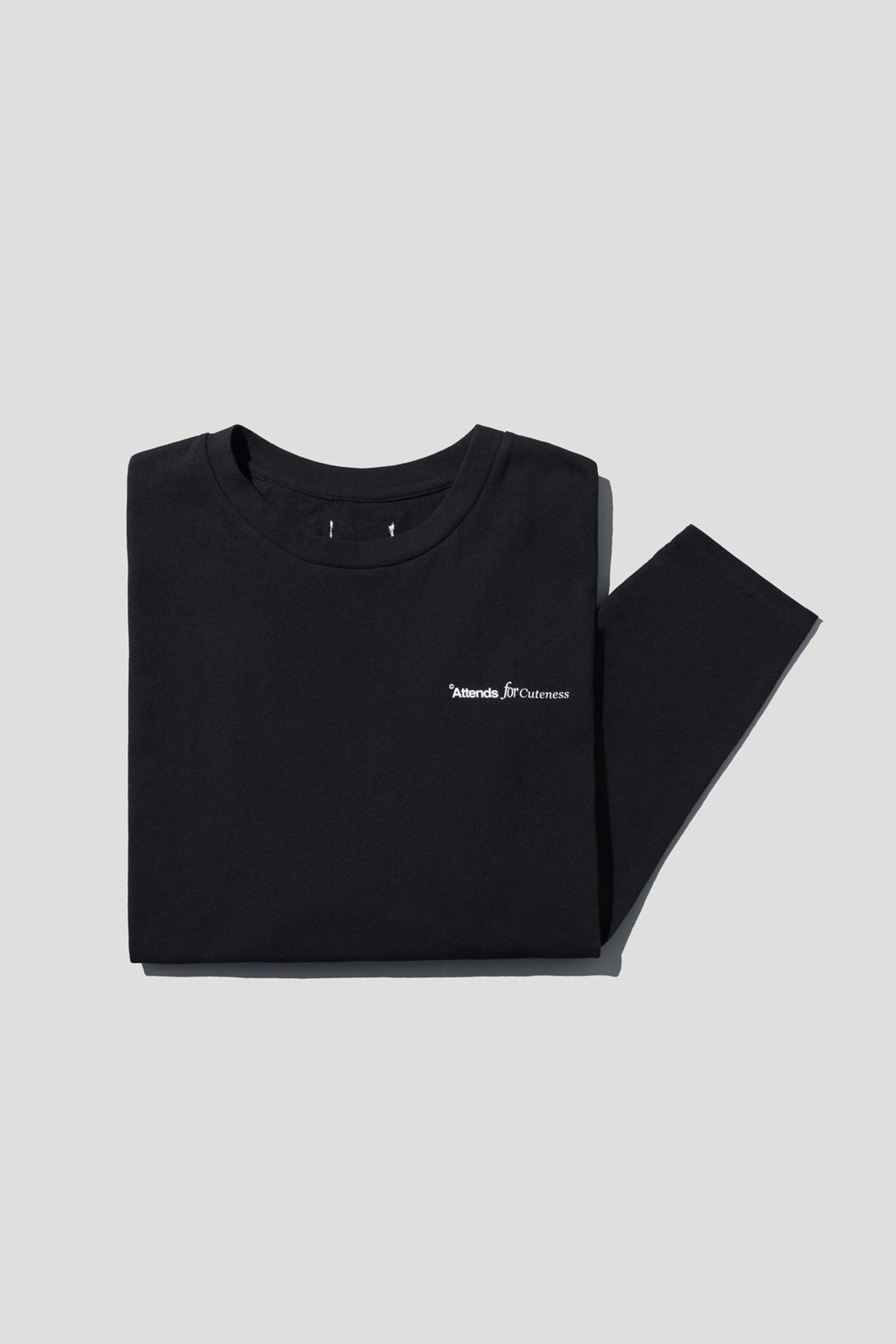 어텐즈(ATTENDS) Basic Long Sleeve Tee Shirt (Black)