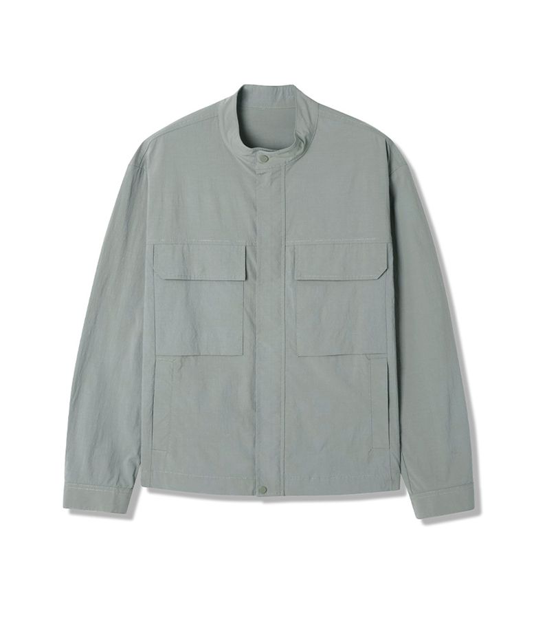 남성 하이넥 경량 아웃포켓 점퍼 (KHAKI) (HB4UJ30)