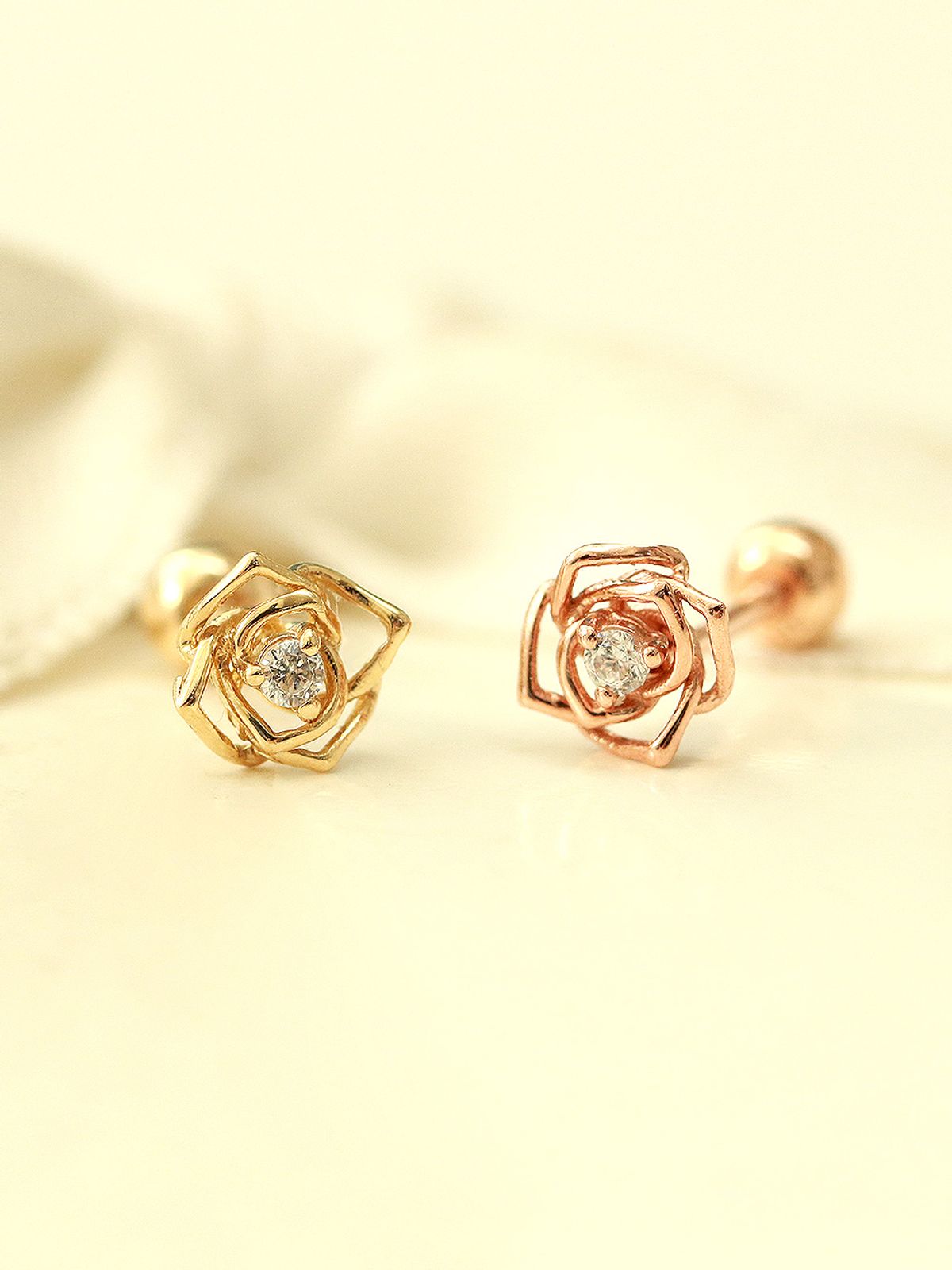 미니멀피어싱(MINIMALPIERCING) 14K 미니 큐빅 장미 피어싱 귀걸이