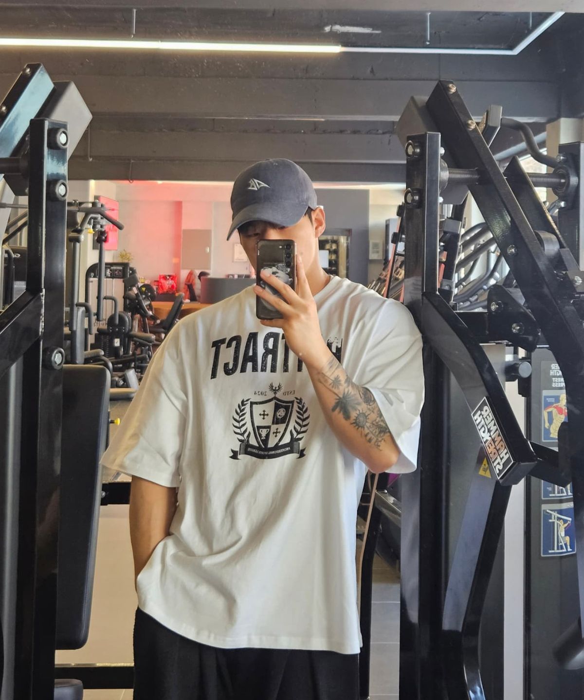 베트랙트(BATTRACT) 딥핏 심볼 로고 볼캡 피그먼트 블루