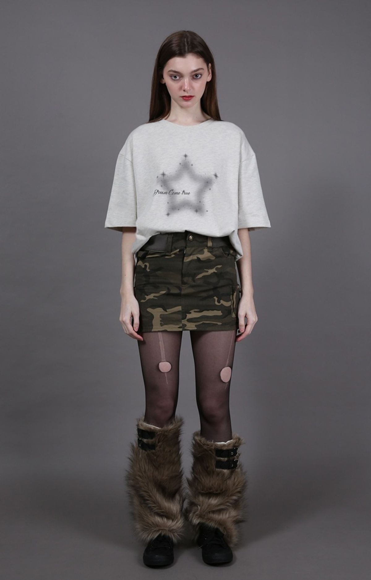 언어더컬러(ANOTHER COLOR) Dreams Come True Short Sleeved T-shirt