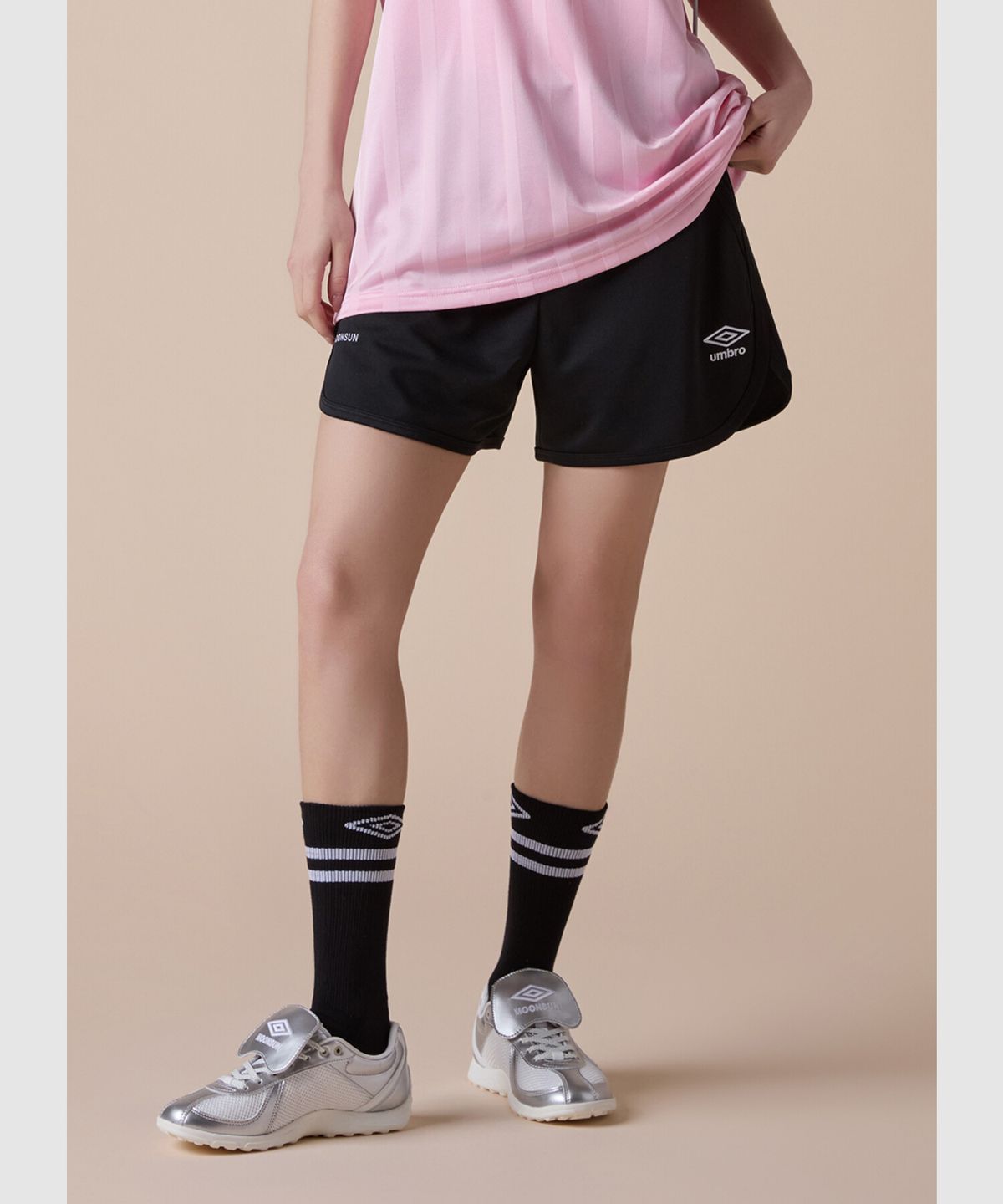 엄브로(UMBRO) [UMBRO X MOONSUN] 우먼스 링거 쇼츠 블랙(UQ222CHP41)