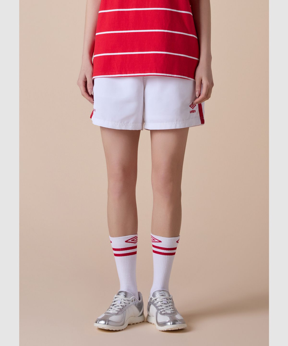엄브로(UMBRO) [UMBRO X MOONSUN] 4부 우븐 쇼츠 화이트(UQ223CHP45)