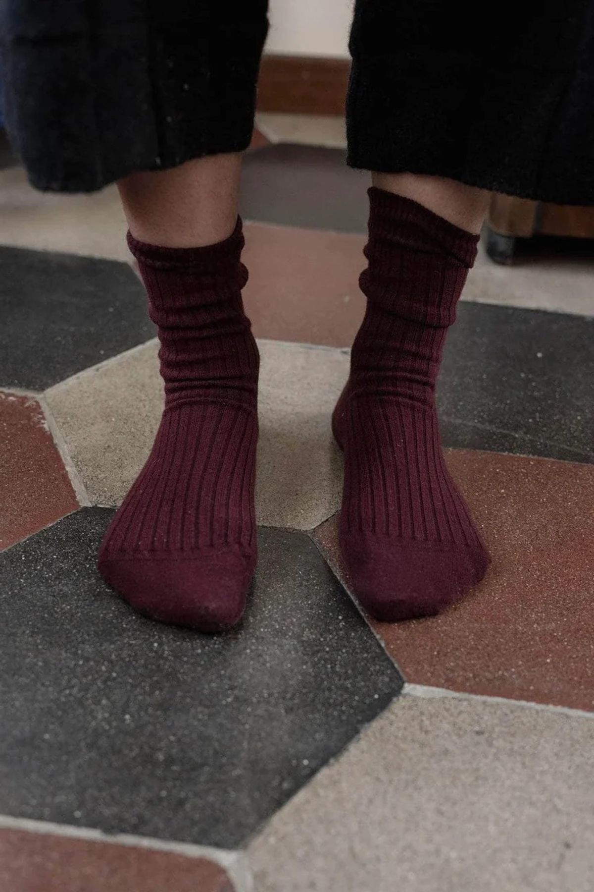 베이스레인지(BASERANGE) RIB OVERANKLE SOCKS (COTTON)