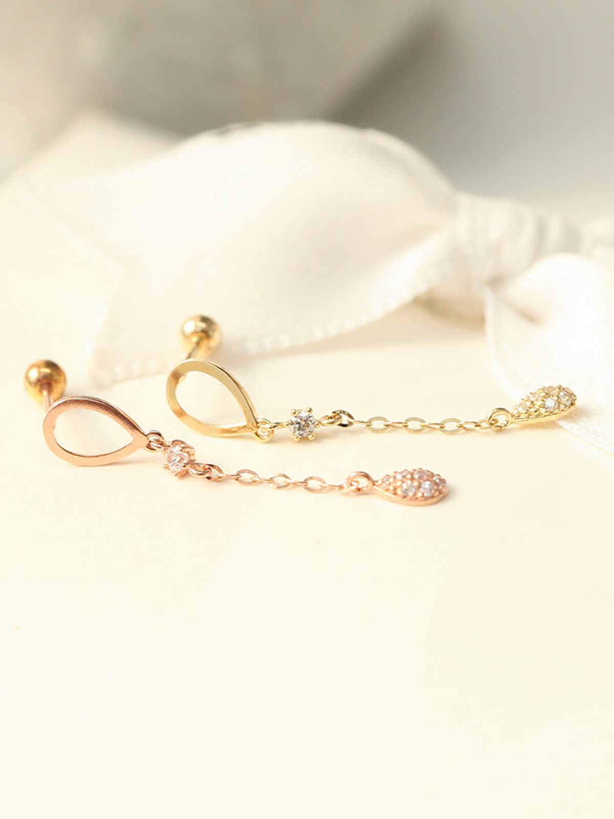 미니멀피어싱(MINIMALPIERCING) 14K 티어 드롭 큐빅 피어싱 귀걸이