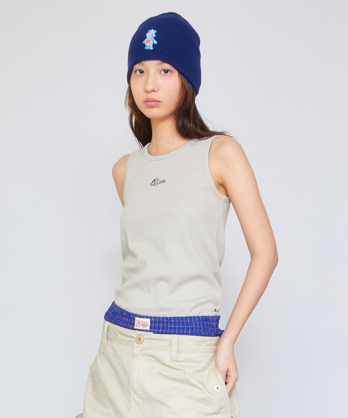 엘엠씨(LMC) WM STAR LOGO SLEEVELESS TOP light beige