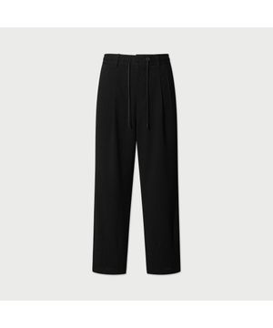 Sombre 플리츠 서커 캐롯핏 팬츠 - BLACK