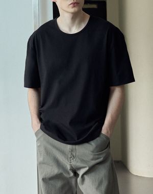스쿱넥 반팔 티셔츠 [블랙]