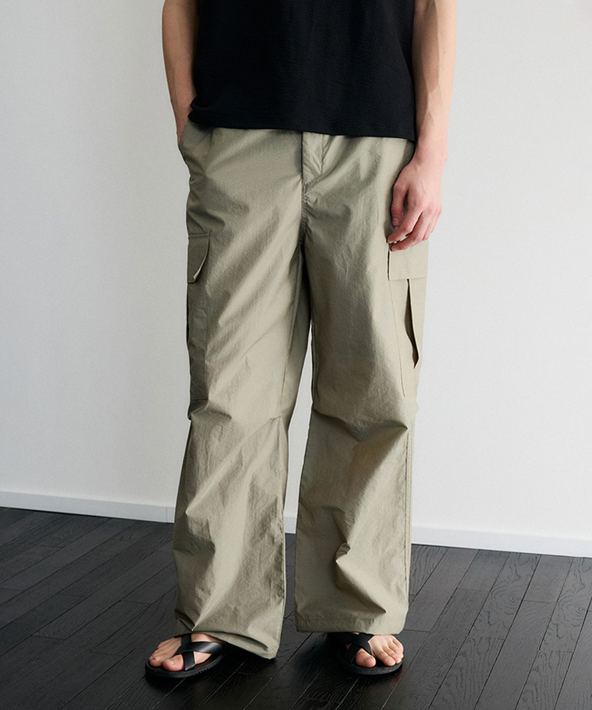 르마드(LEMARD) 파라슈트 카고 팬츠 - LIGHT KHAKI