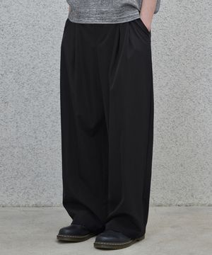 투턱 와이드 나일론 팬츠 블랙