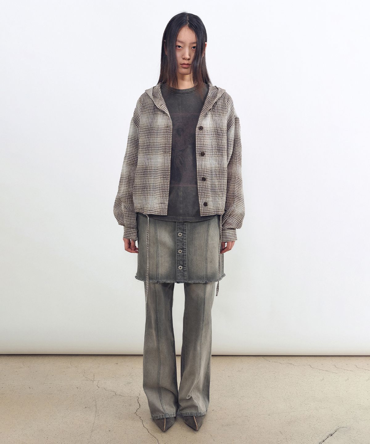 인사일런스 우먼(INSILENCE WOMEN) 디바이드 부츠컷 데님 ASH GREY