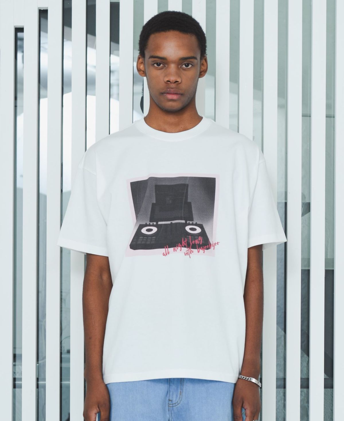 바쥬비쥬(BAJOO BIJOO) DJ MIXER T-SHIRT [WHITE]