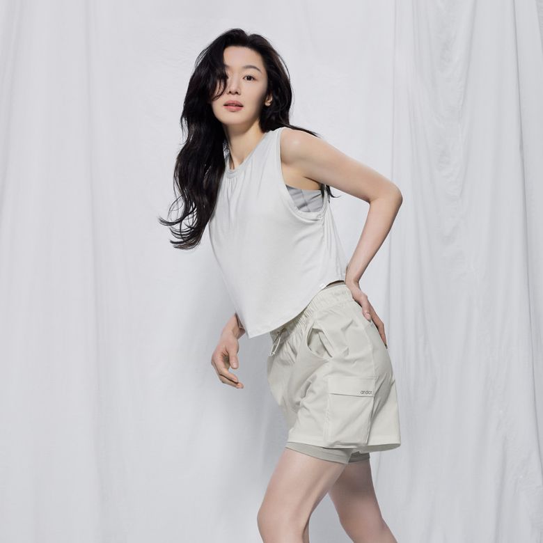 소프트 모달 슬리브리스 커버업