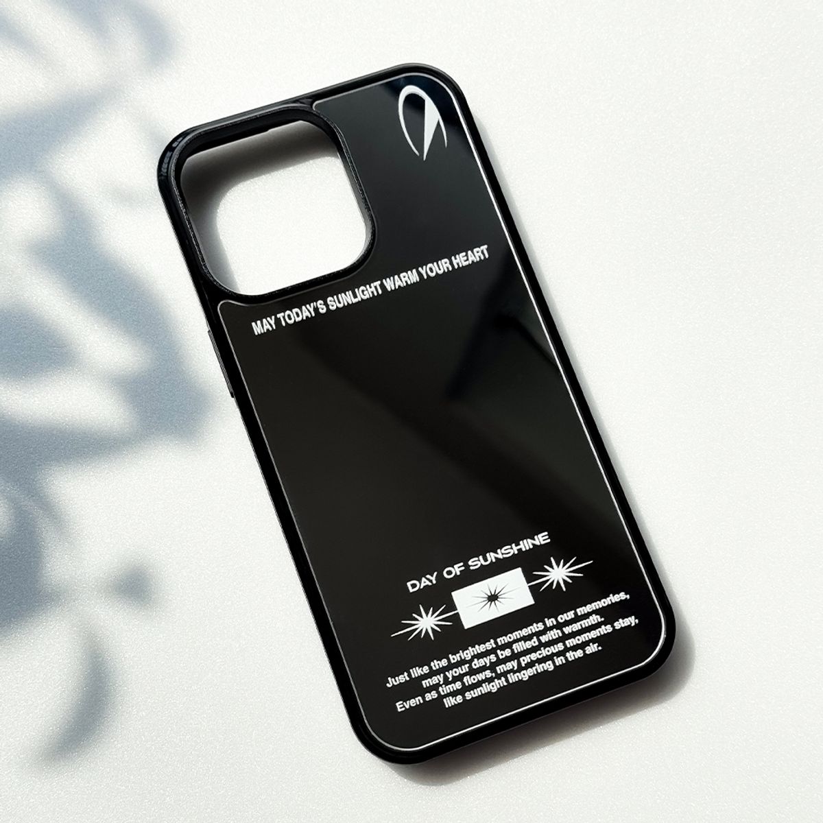 메모리즈바운더리(MEMORIESBOUNDARY) Sunlight Lingers Bumper Mirror Phone Case (MagSafe)