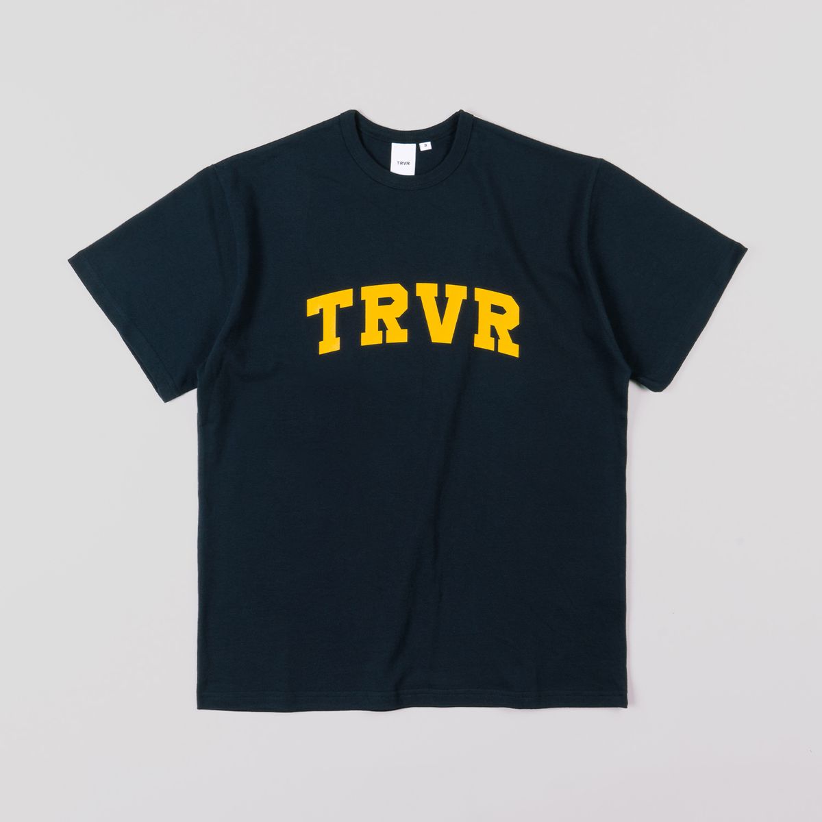 티알브이알(TRVR) Short Sleeve U-Graphic Navy/Yellow