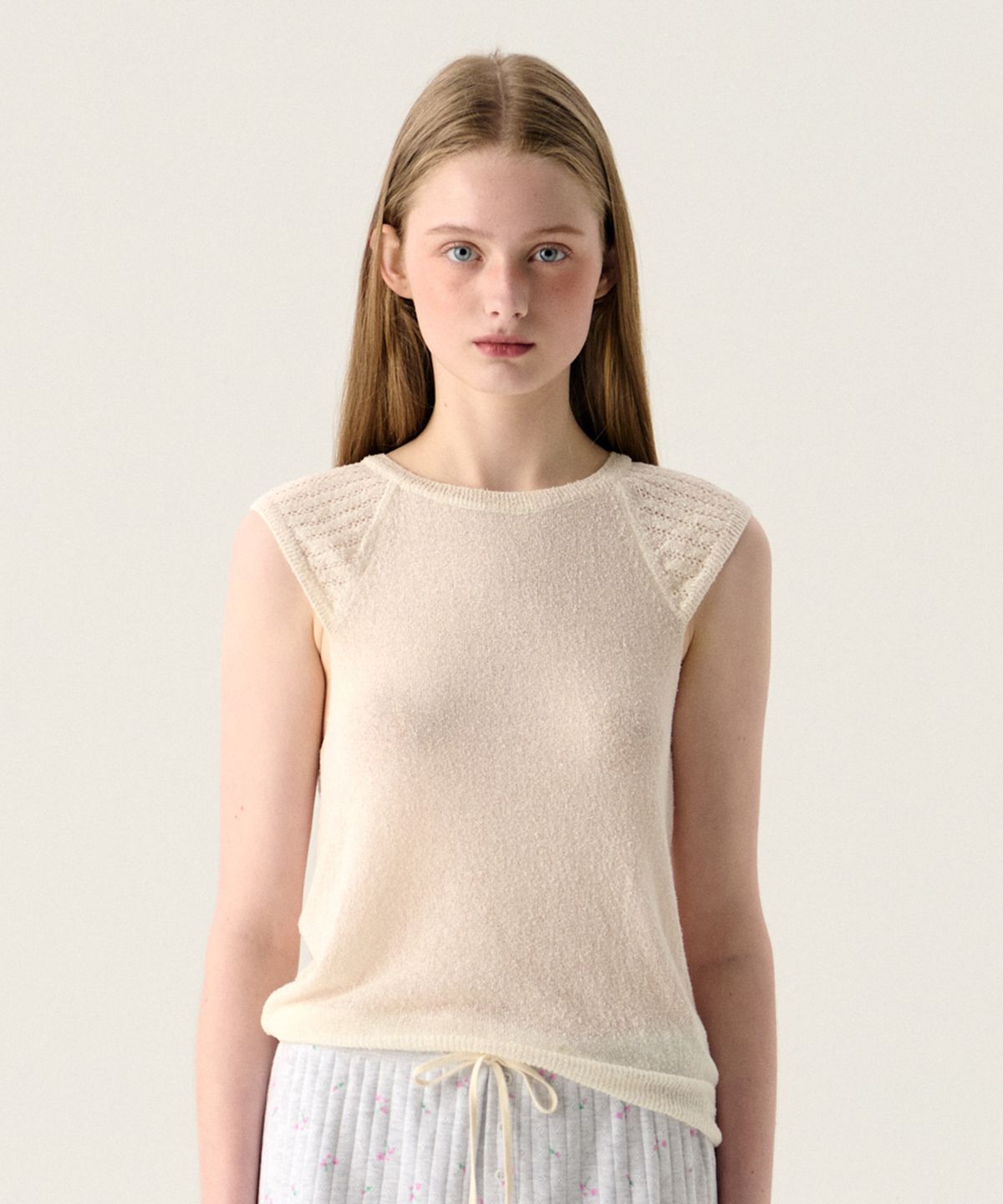 튜드먼트(TTUDEMENT) SLEEVELESS KNIT TOP WHITE