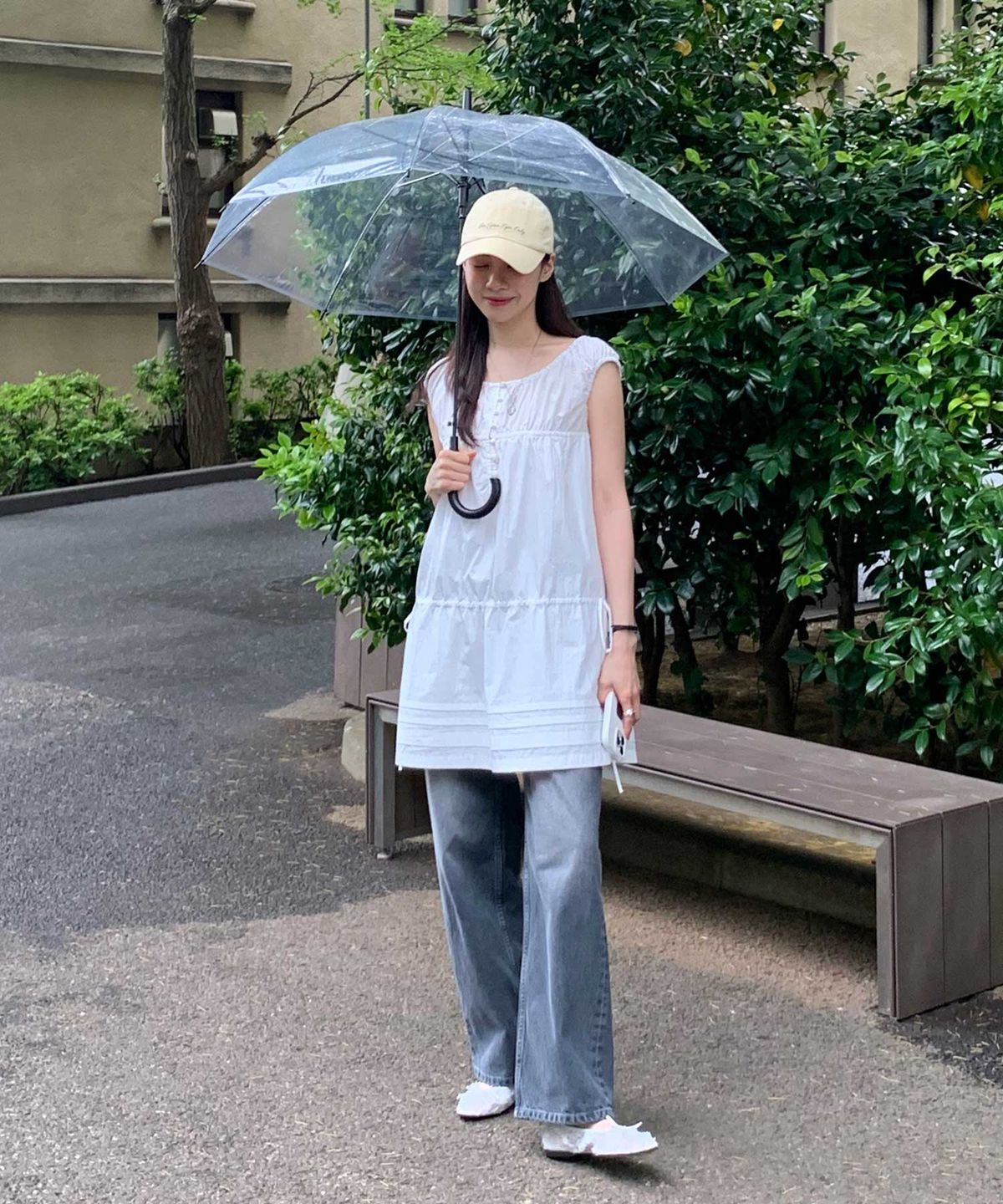 튜드먼트(TTUDEMENT) SHIRRING BABY DOLL DRESS WHITE