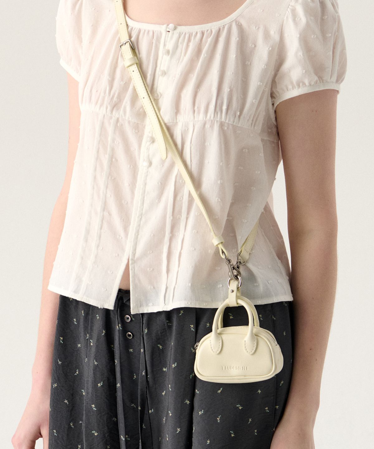튜드먼트(TTUDEMENT) SORBET MICRO TOTE WHITE