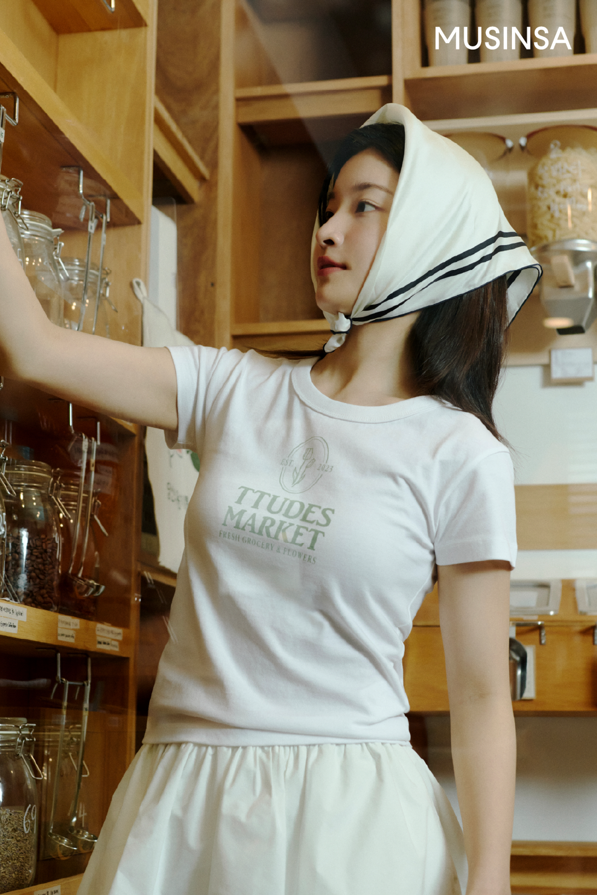 튜드먼트(TTUDEMENT) TTUDEMENT MARKET TEE WHITE