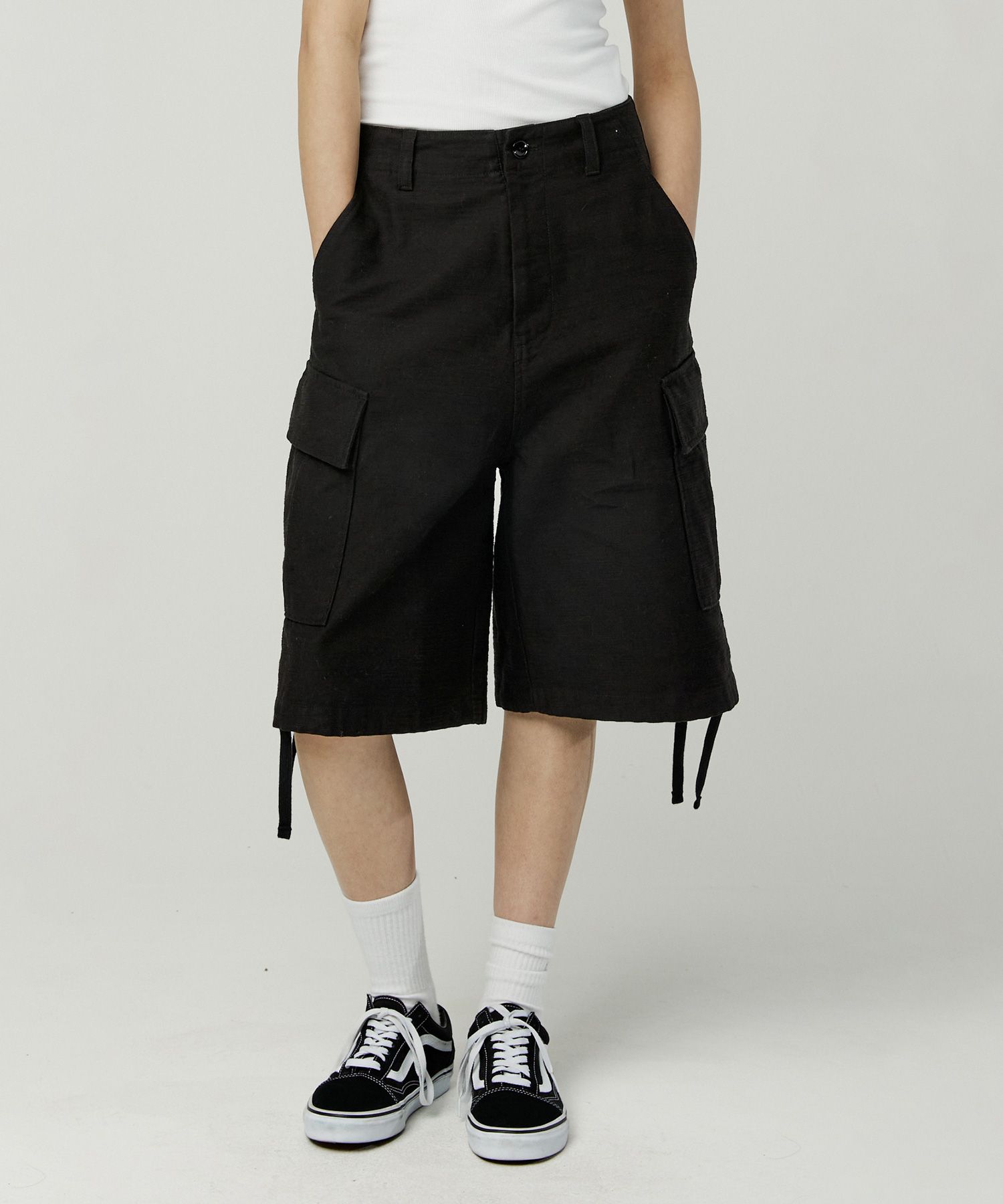 Shop Pants at MUSINSA